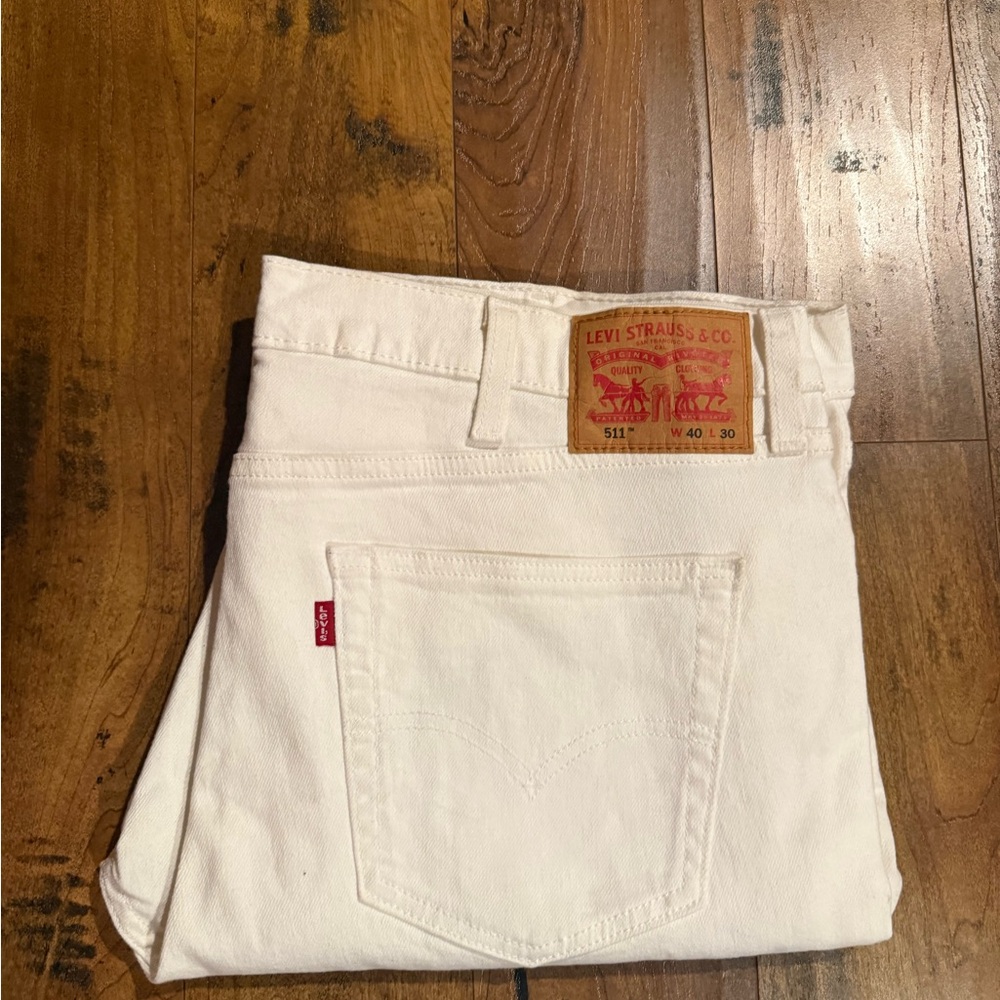 Levi's Men's Cream Slim Straight Jeans